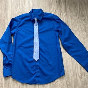 VanHeusen boys dress shirt with clip-on tie